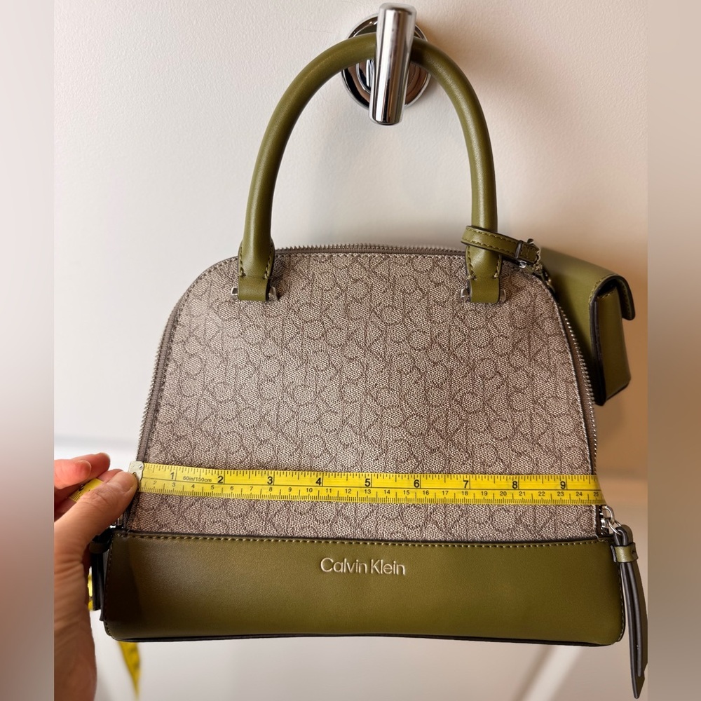 RARE Calvin Klein Logo Satchel with Removable Pouch, Green - Picture 12 of 13
